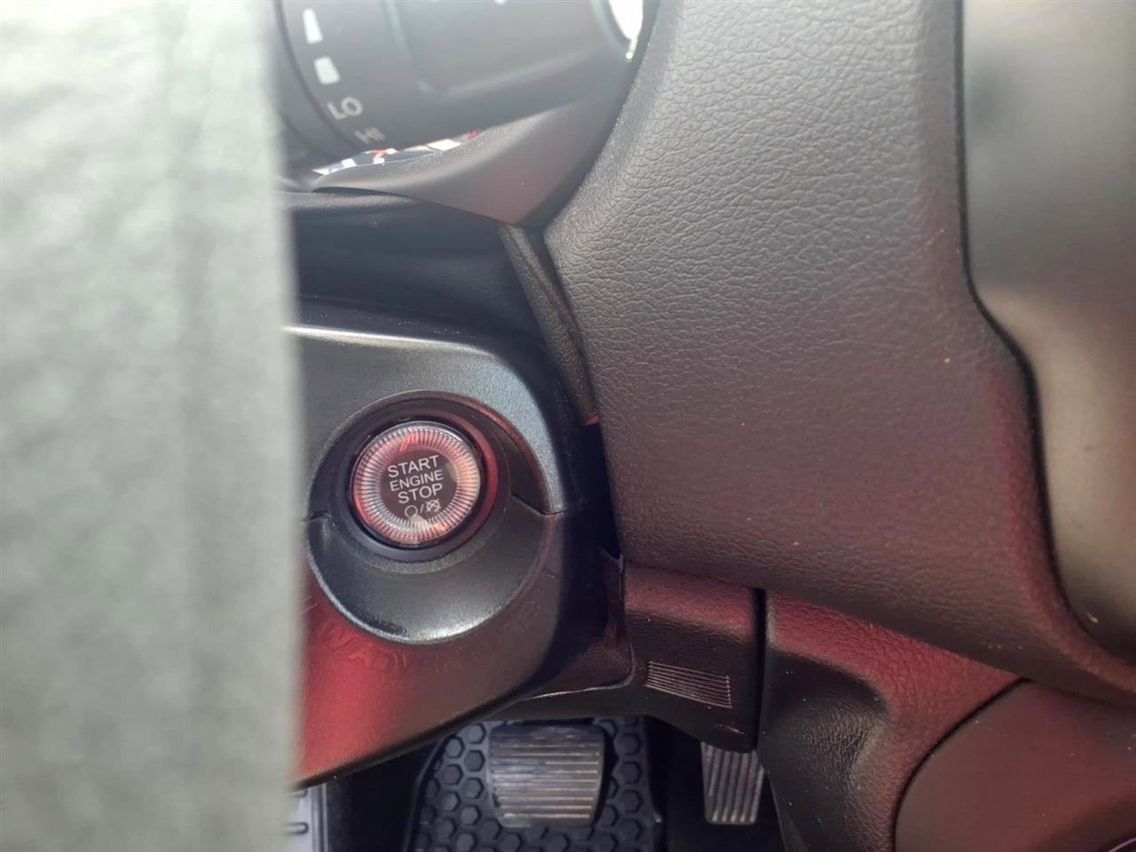 Used 2023 Jeep Renegade Latitude image 14