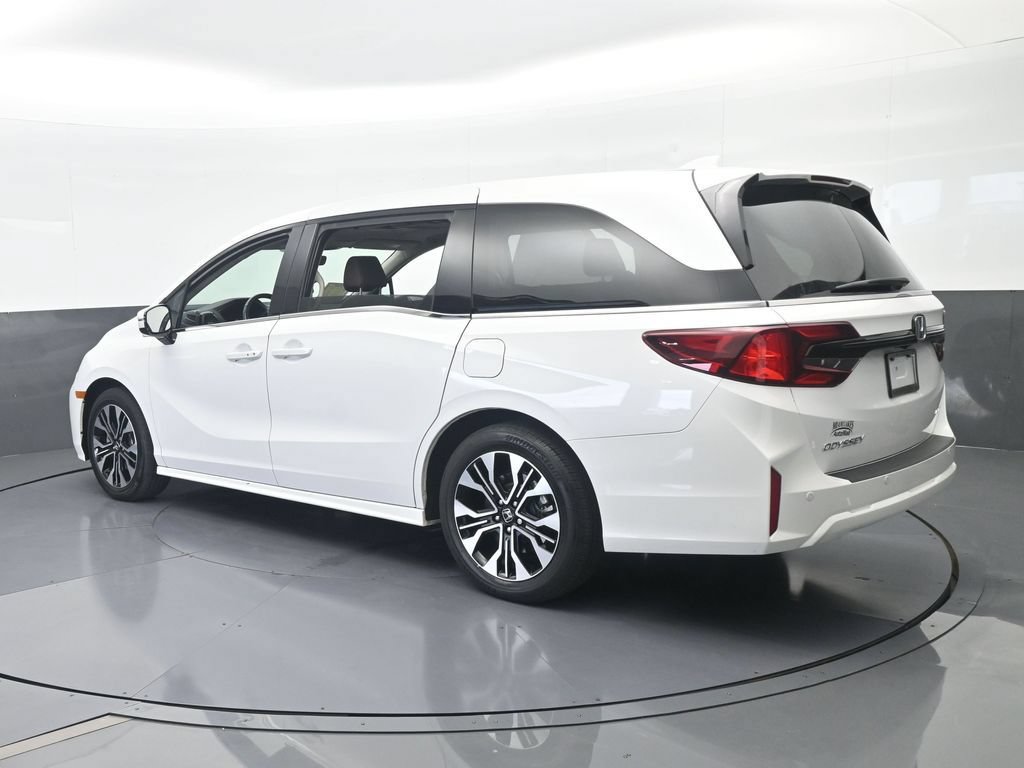 Used 2025 Honda Odyssey Elite image 4