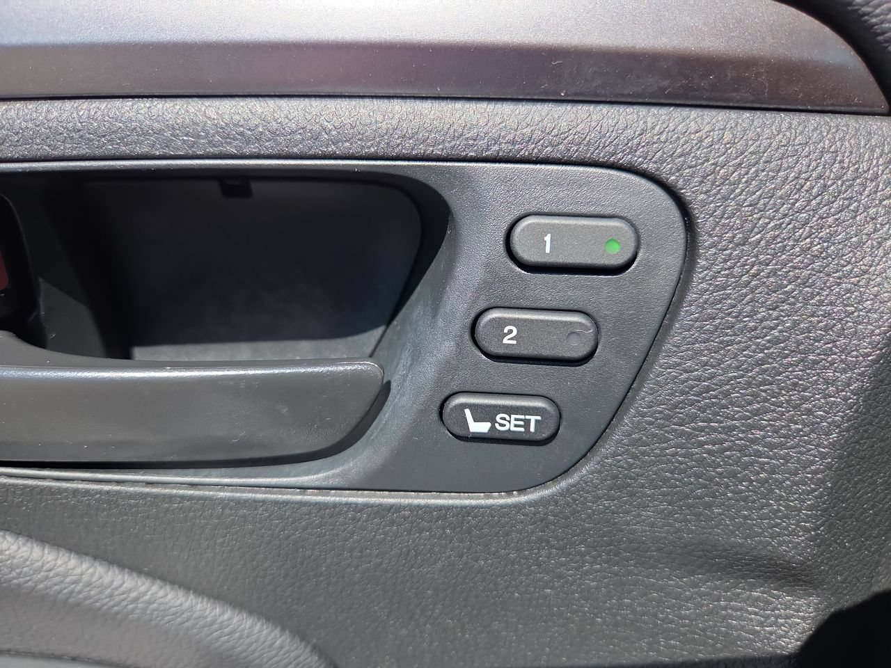 Used 2023 Honda Passport EX-L image 18