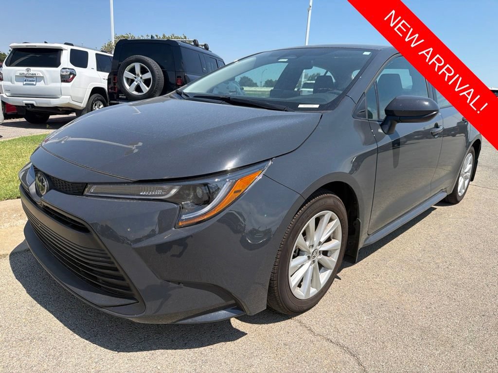 Used 2025 Toyota Corolla LE w/ LE Premium Package