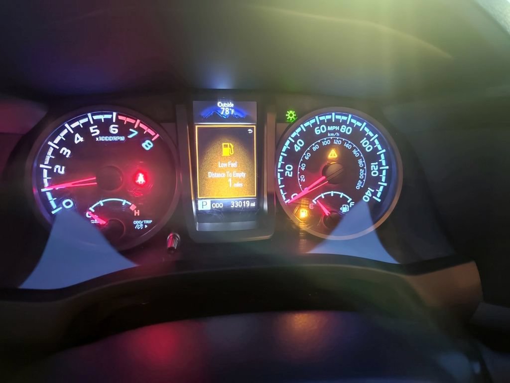 Used 2023 Toyota Tacoma SR AWD/4WD image 9