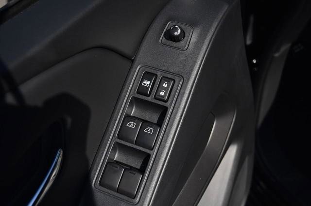 New 2026 Nissan Frontier SV w/ SV Convenience Package AWD/4WD image 9