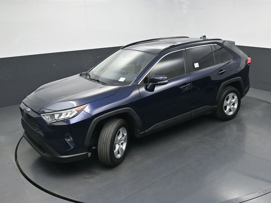 Used 2019 Toyota RAV4 XLE image 31