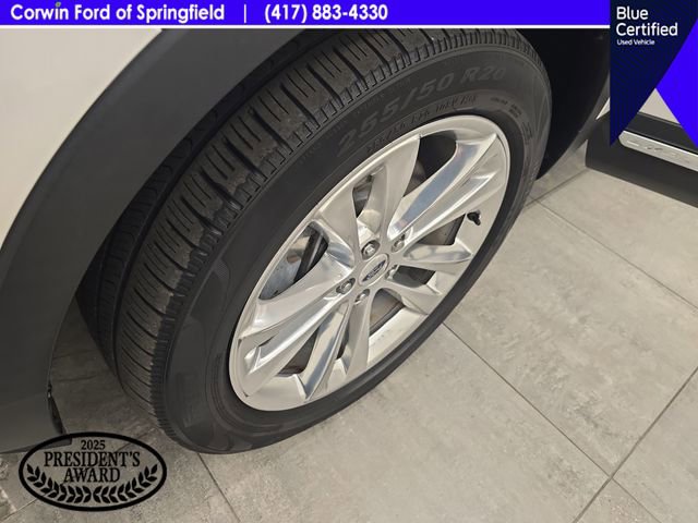 Used 2019 Ford Explorer XLT w/ Equipment Group 202A AWD/4WD image 41