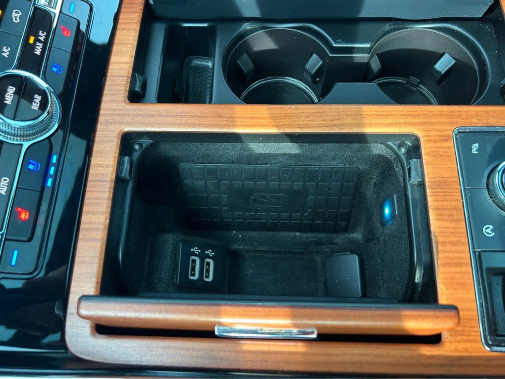 Used 2018 Lincoln Navigator L Reserve image 30