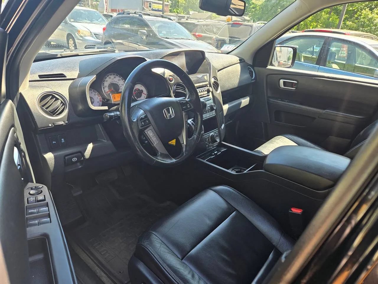 Used 2014 Honda Pilot Touring image 32