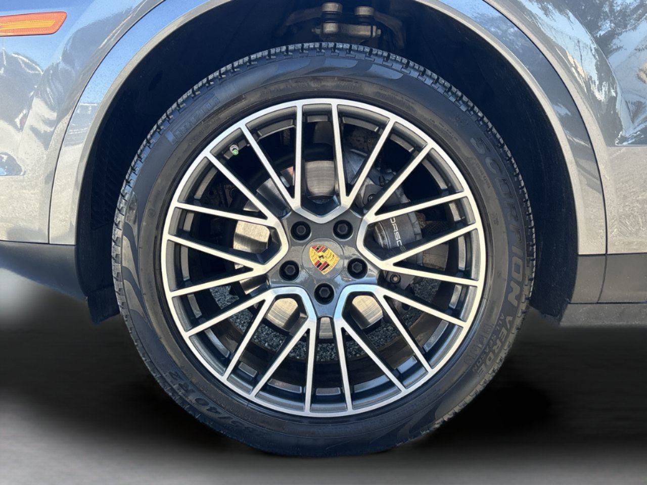 Used 2020 Porsche Cayenne image 35