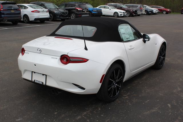 New 2026 MAZDA MX-5 Miata Grand Touring w/ Weather Package RWD image 3