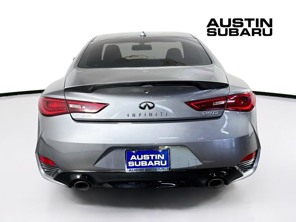 Used 2017 INFINITI Q60 Red Sport 400 AWD/4WD image 6
