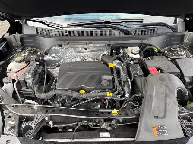 Used 2025 Chevrolet Trax ACTIV w/ Driver Confidence Package FWD image 32