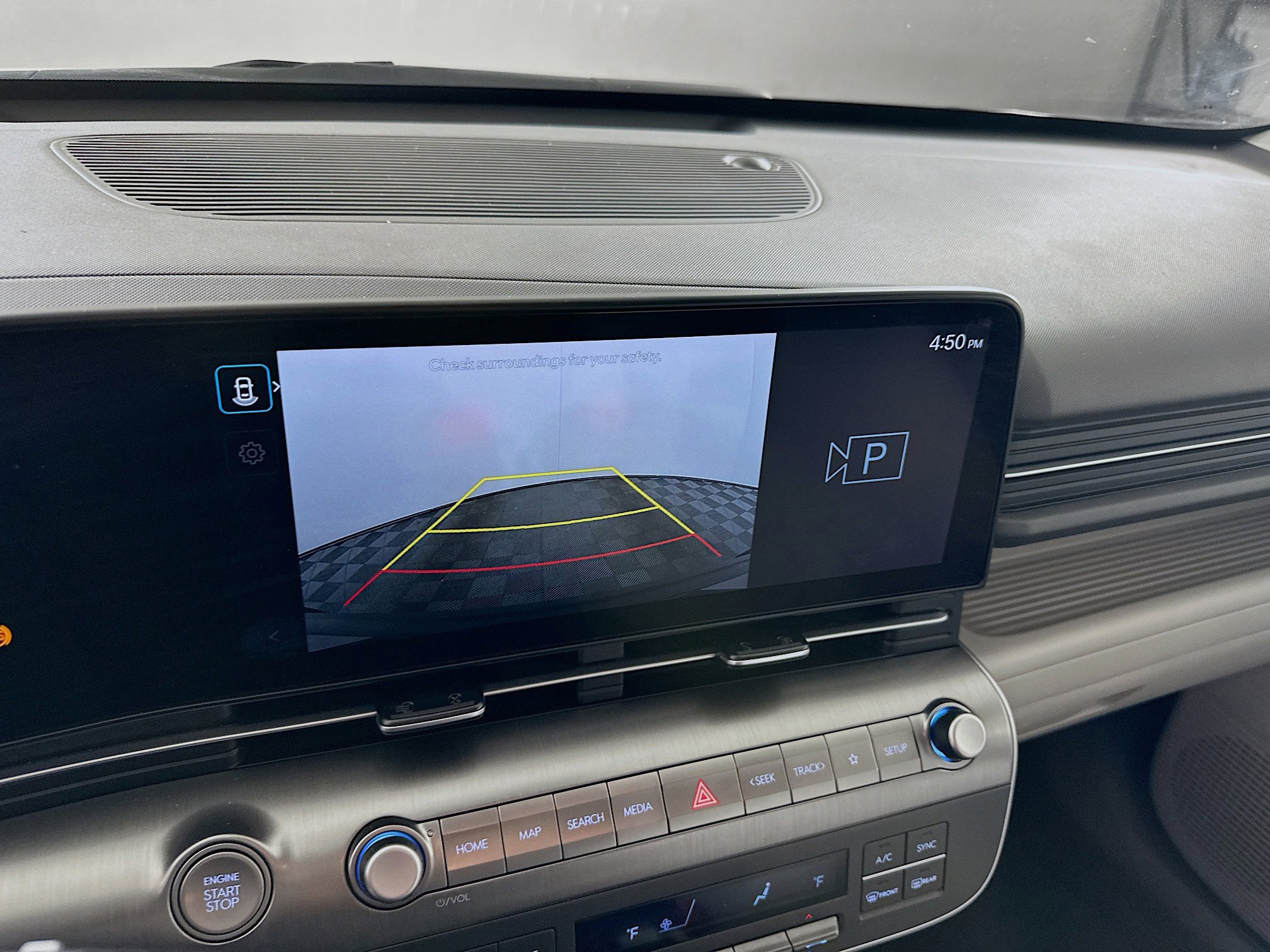 Used 2025 Hyundai Kona SEL image 22