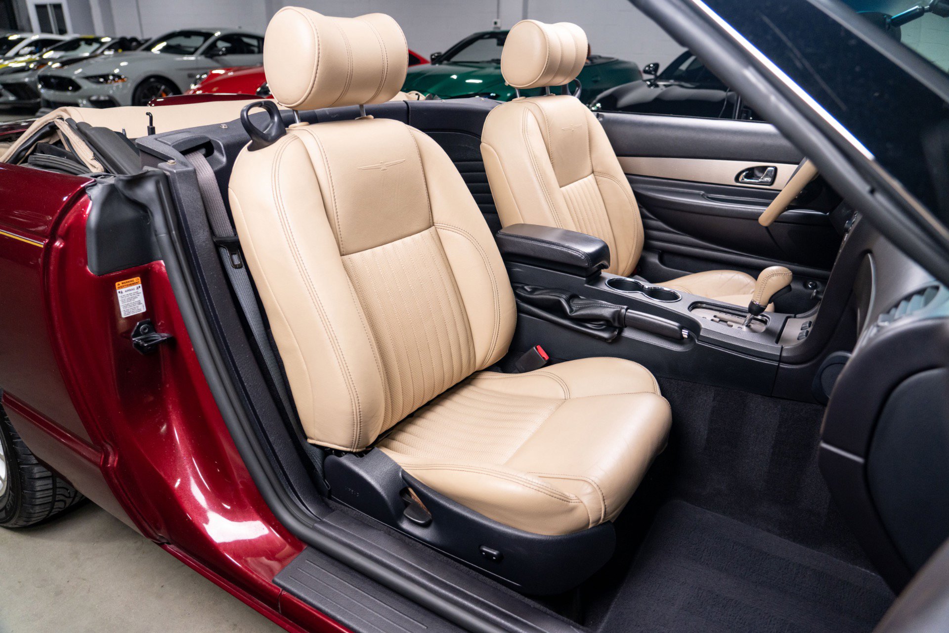 Used 2004 Ford Thunderbird Deluxe image 59