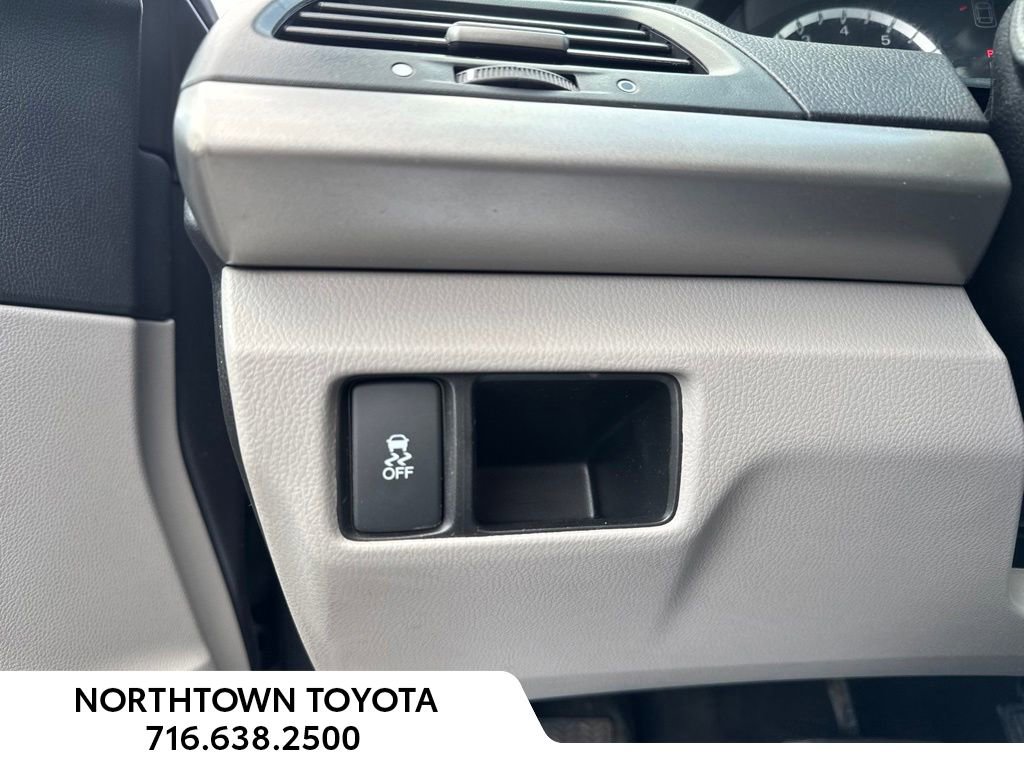 Used 2012 Honda Accord LX image 17