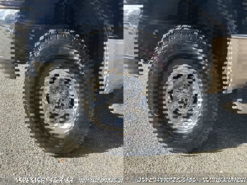 Used 1999 Ford F250 Lariat image 35