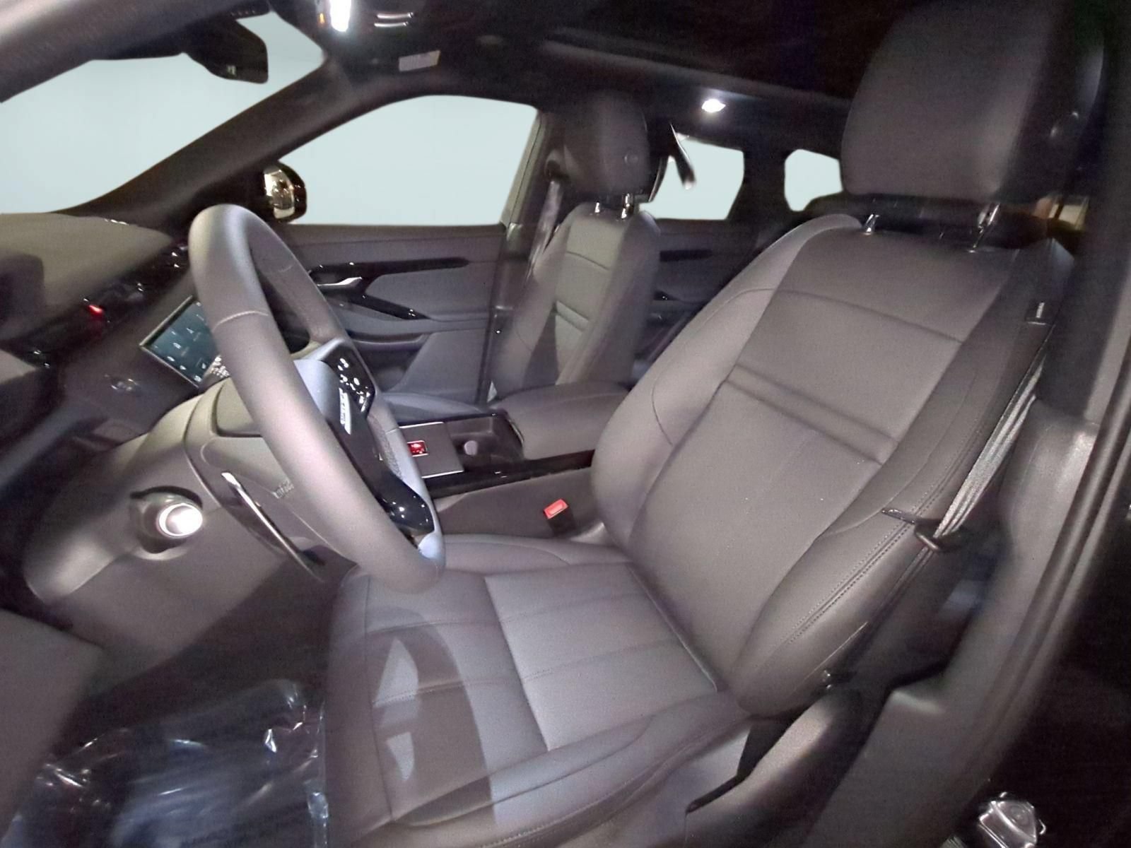 New 2026 Land Rover Range Rover Evoque S AWD/4WD image 15