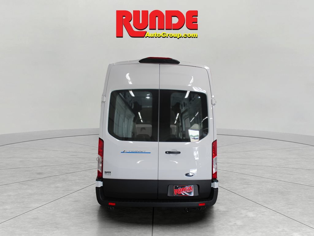 New 2023 Ford E-Transit 148 High Roof RWD image 4
