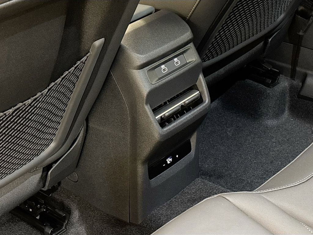 New 2026 Audi Q3 quattro 2.0T AWD/4WD image 18