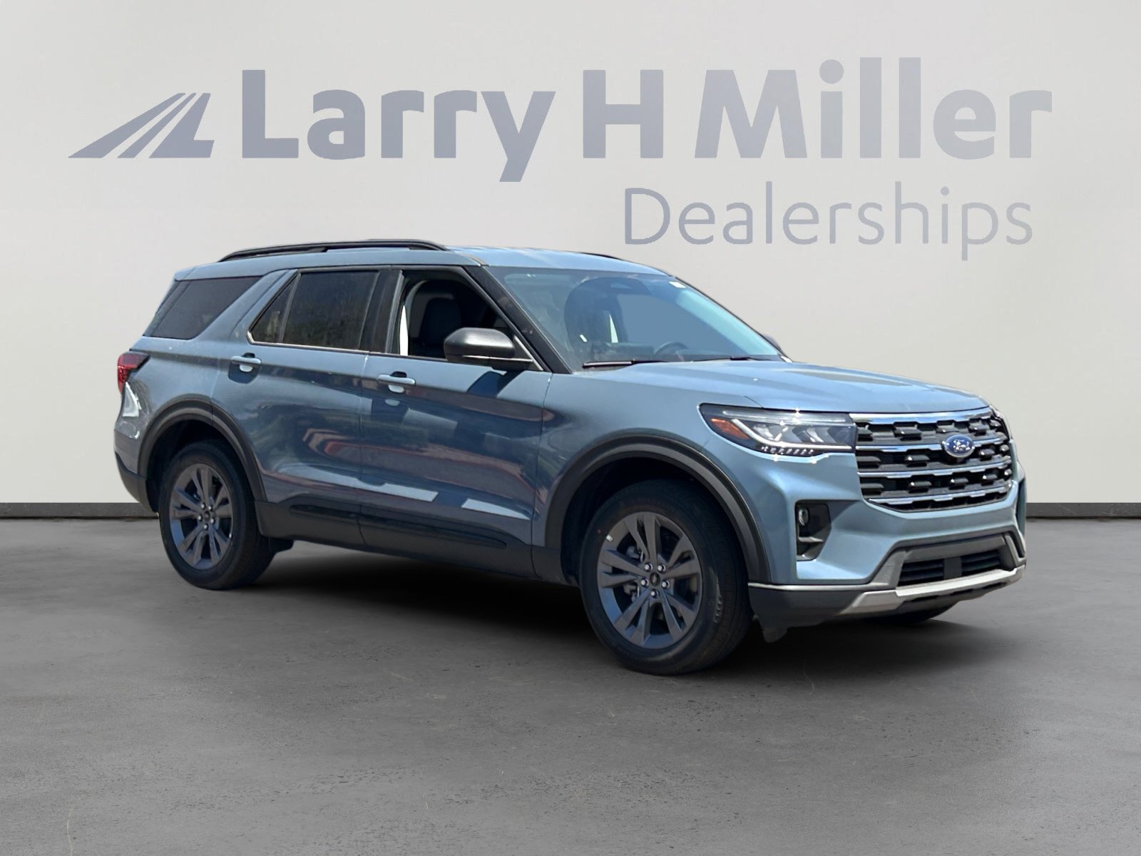 New 2026 Ford Explorer Active w/ Active Comfort Package AWD/4WD image 7