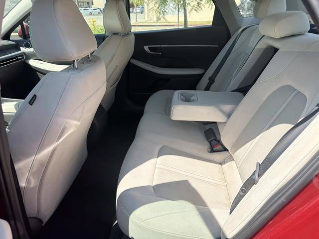 Used 2025 Hyundai Sonata SEL FWD image 12