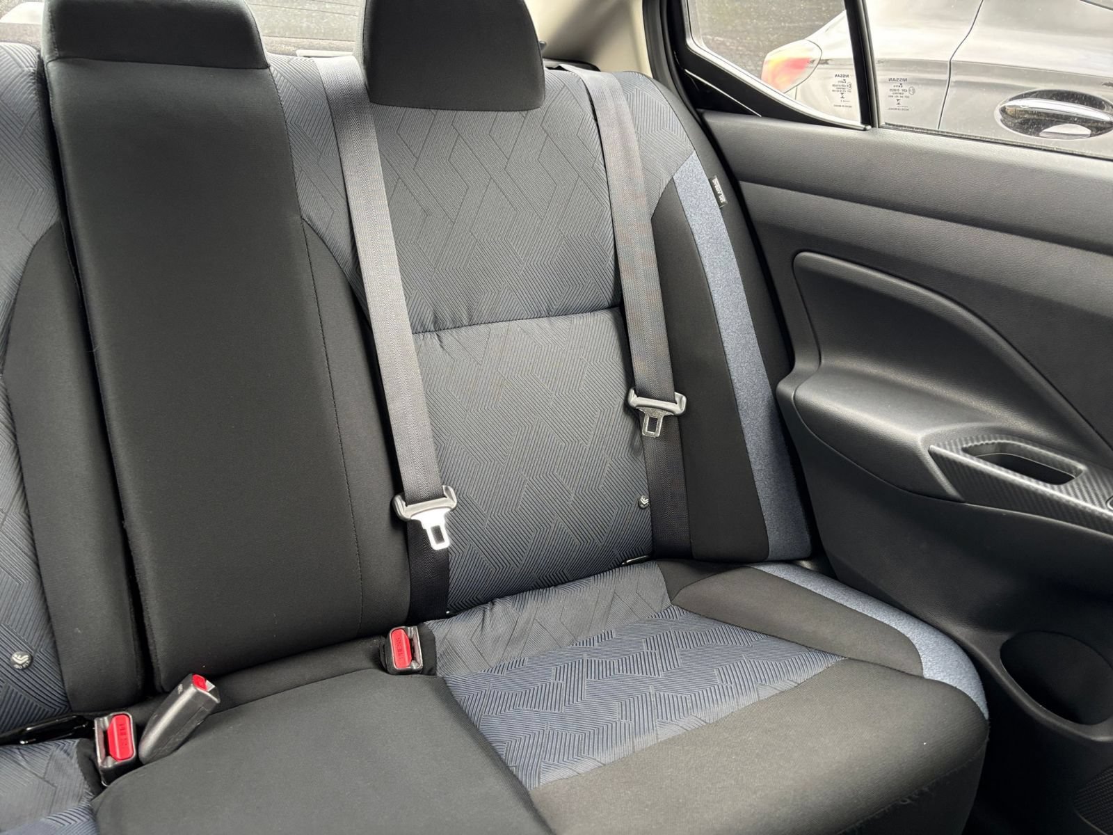 Used 2025 Nissan Versa SV FWD image 35