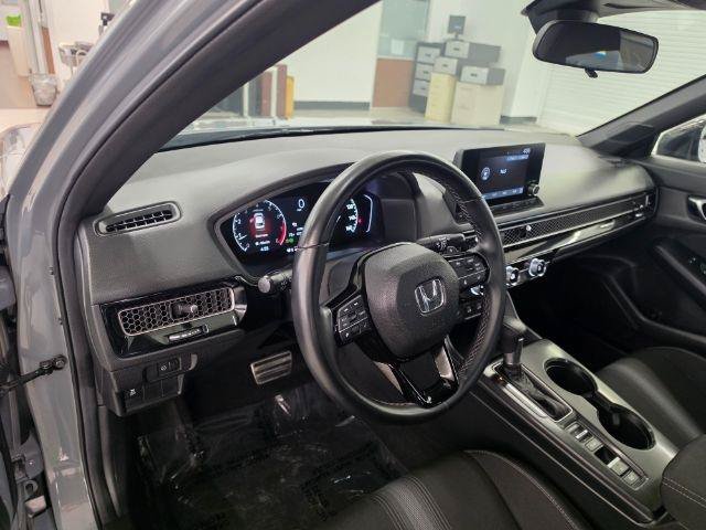 Used 2025 Honda Civic Sport image 12