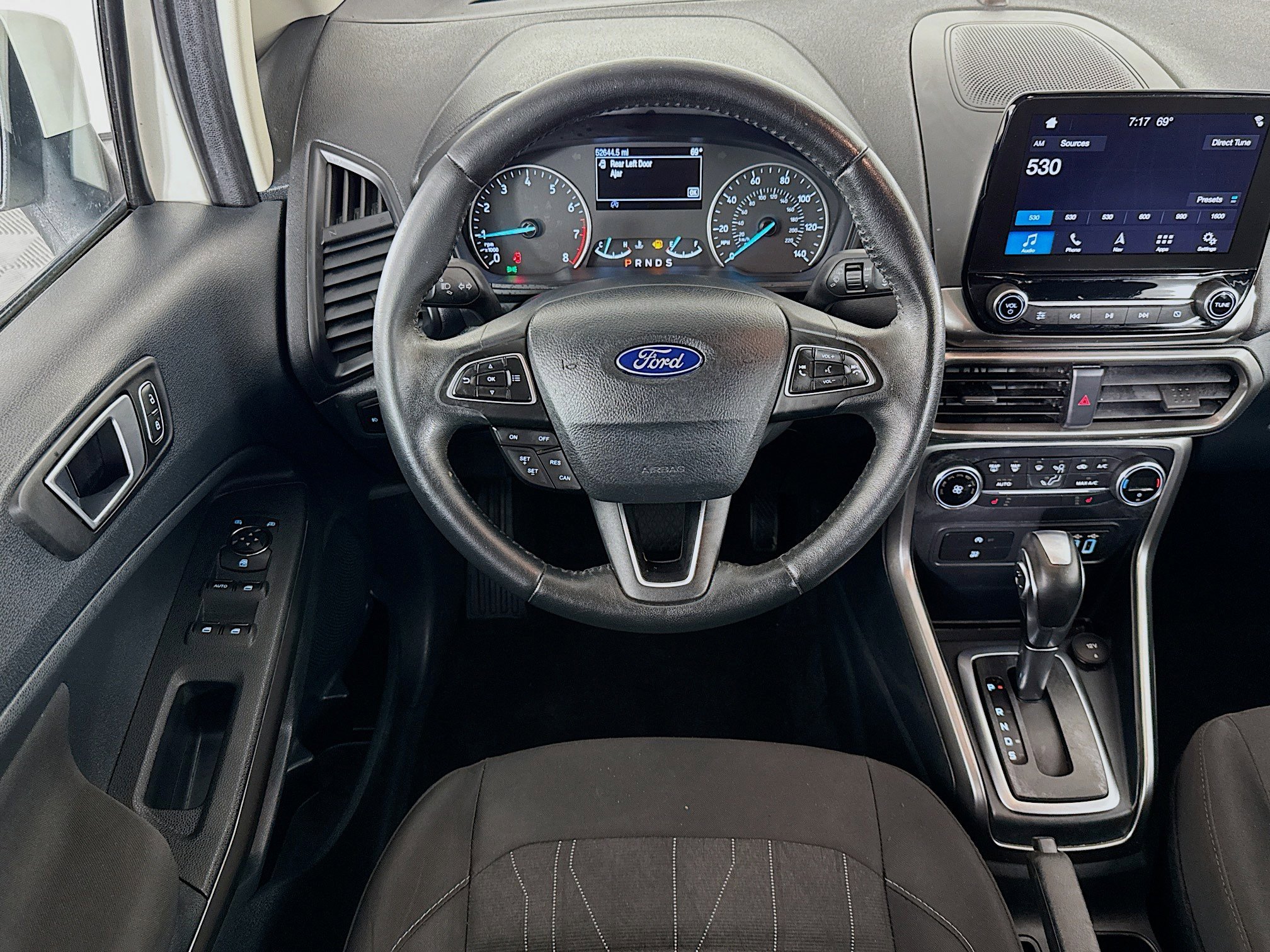 Used 2018 Ford EcoSport SE w/ SE Convenience Package image 16