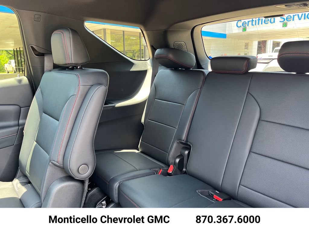 New 2026 Chevrolet Traverse Z71 w/ Enhanced Driving Package AWD/4WD image 28