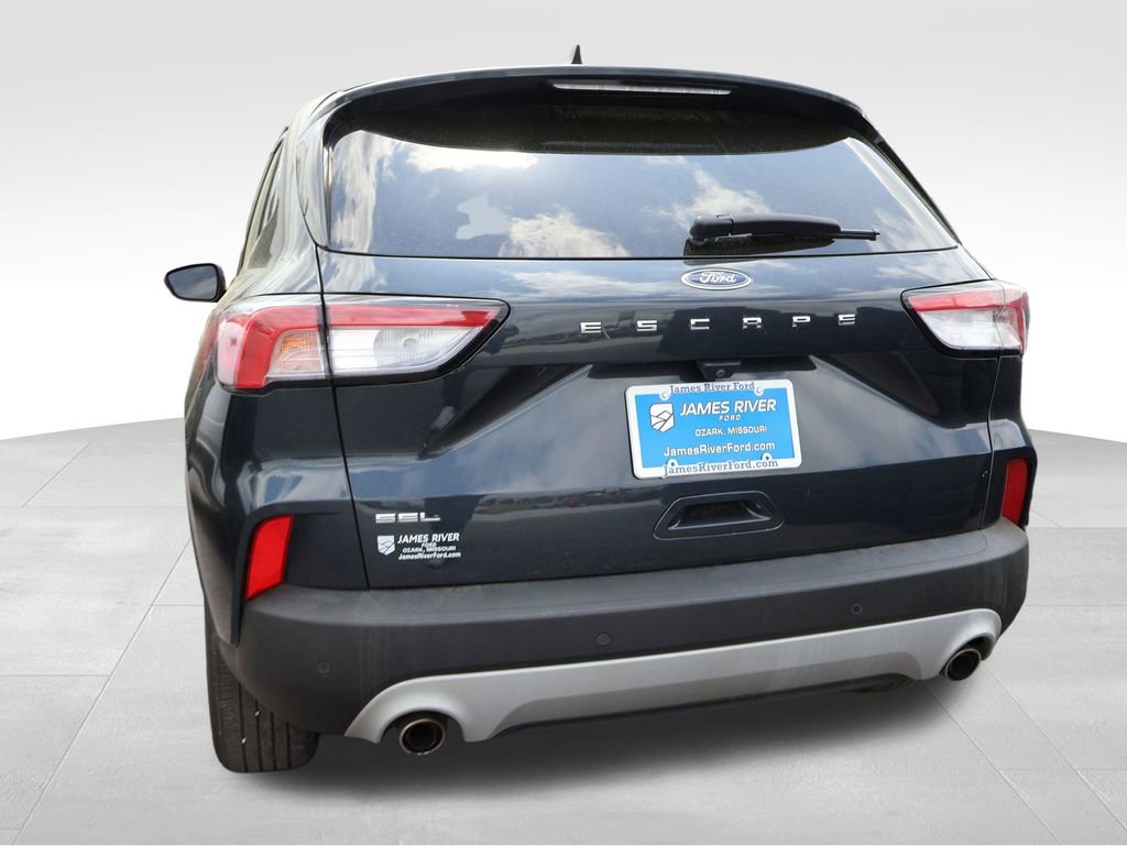 Certified 2022 Ford Escape SEL FWD image 6