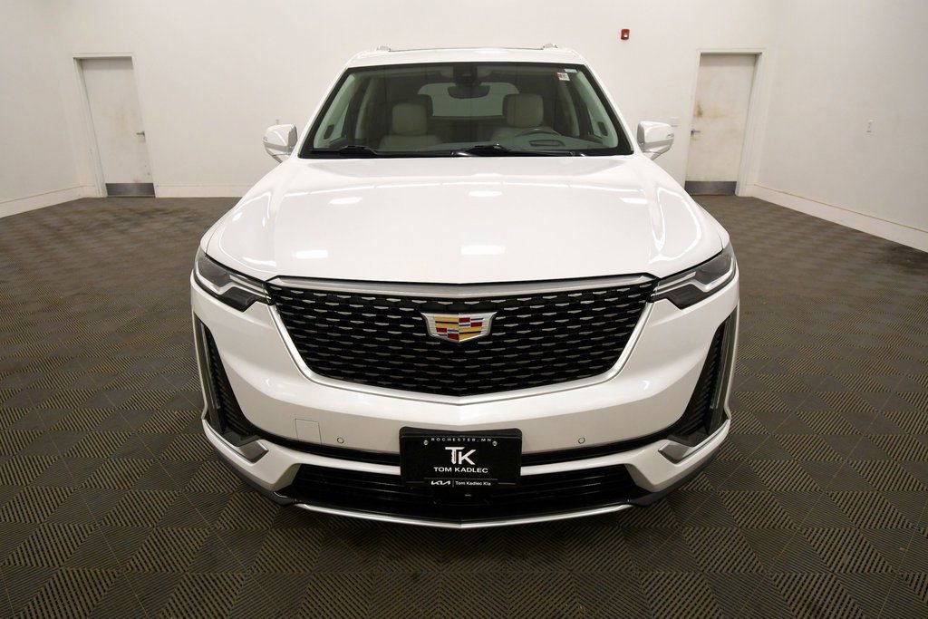 Used 2023 Cadillac XT6 Premium Luxury w/ Technology Package image 11