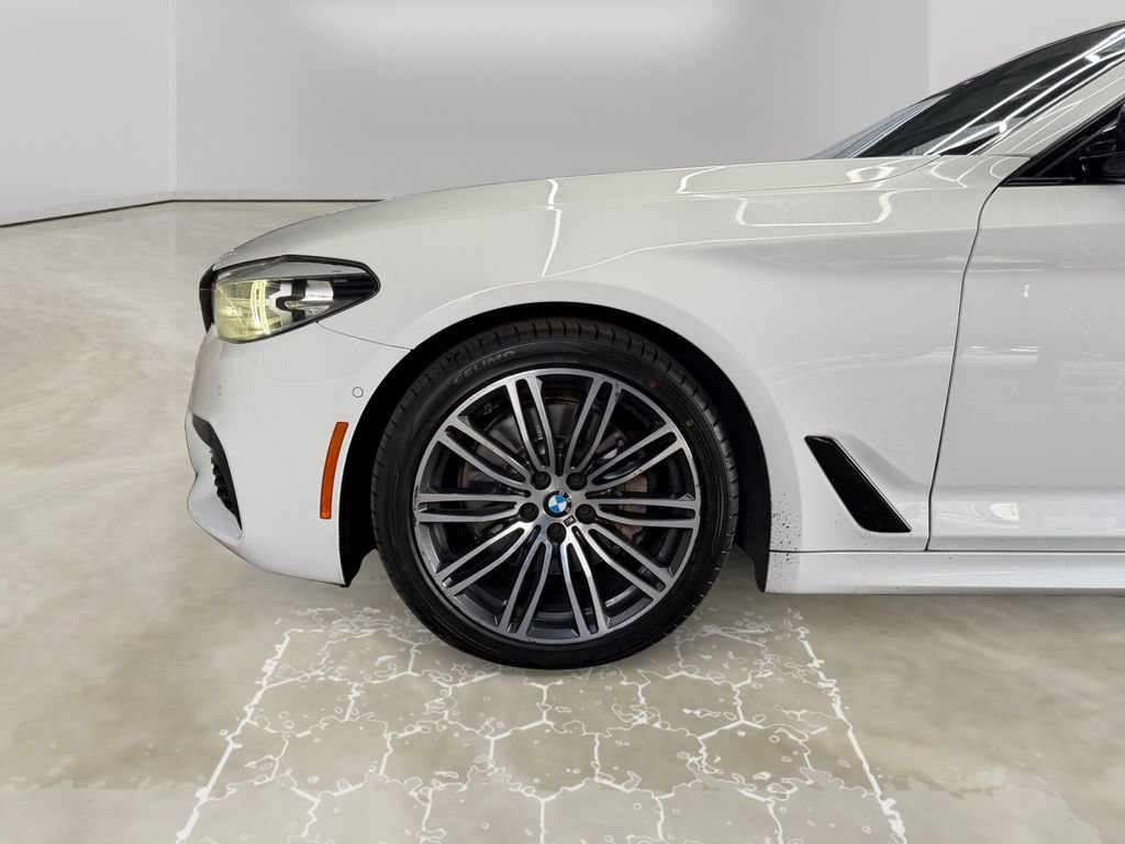 Used 2019 BMW 530i w/ M Sport Package RWD image 14