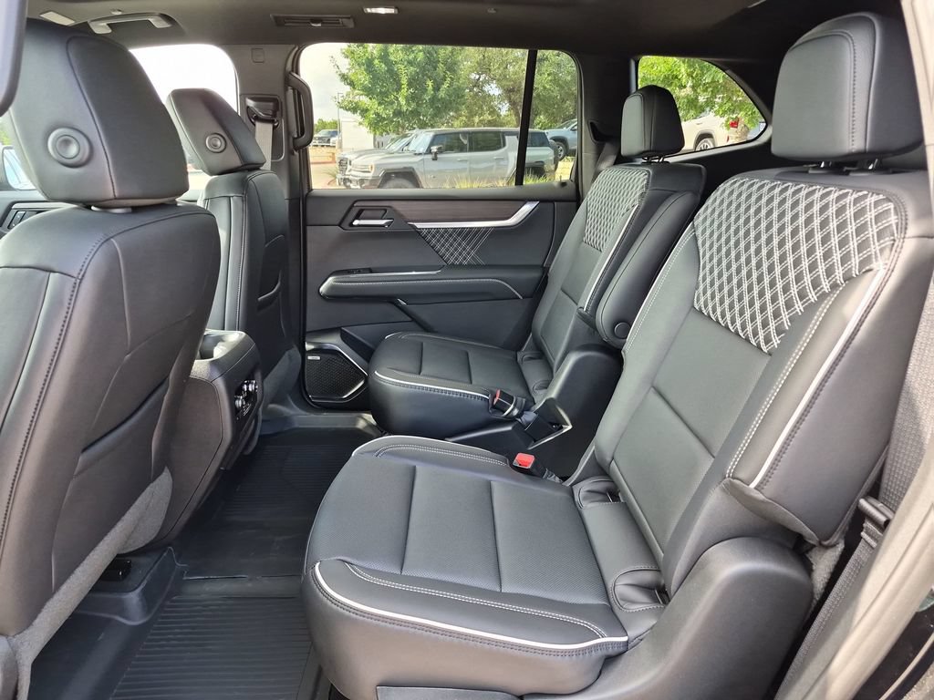 New 2027 GMC Acadia Denali w/ LPO, Floor Liner Package FWD image 35