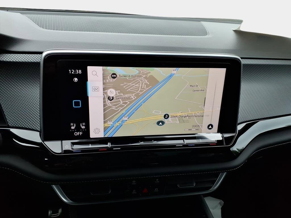 New 2026 Volkswagen Atlas Cross Sport SEL R-Line image 17