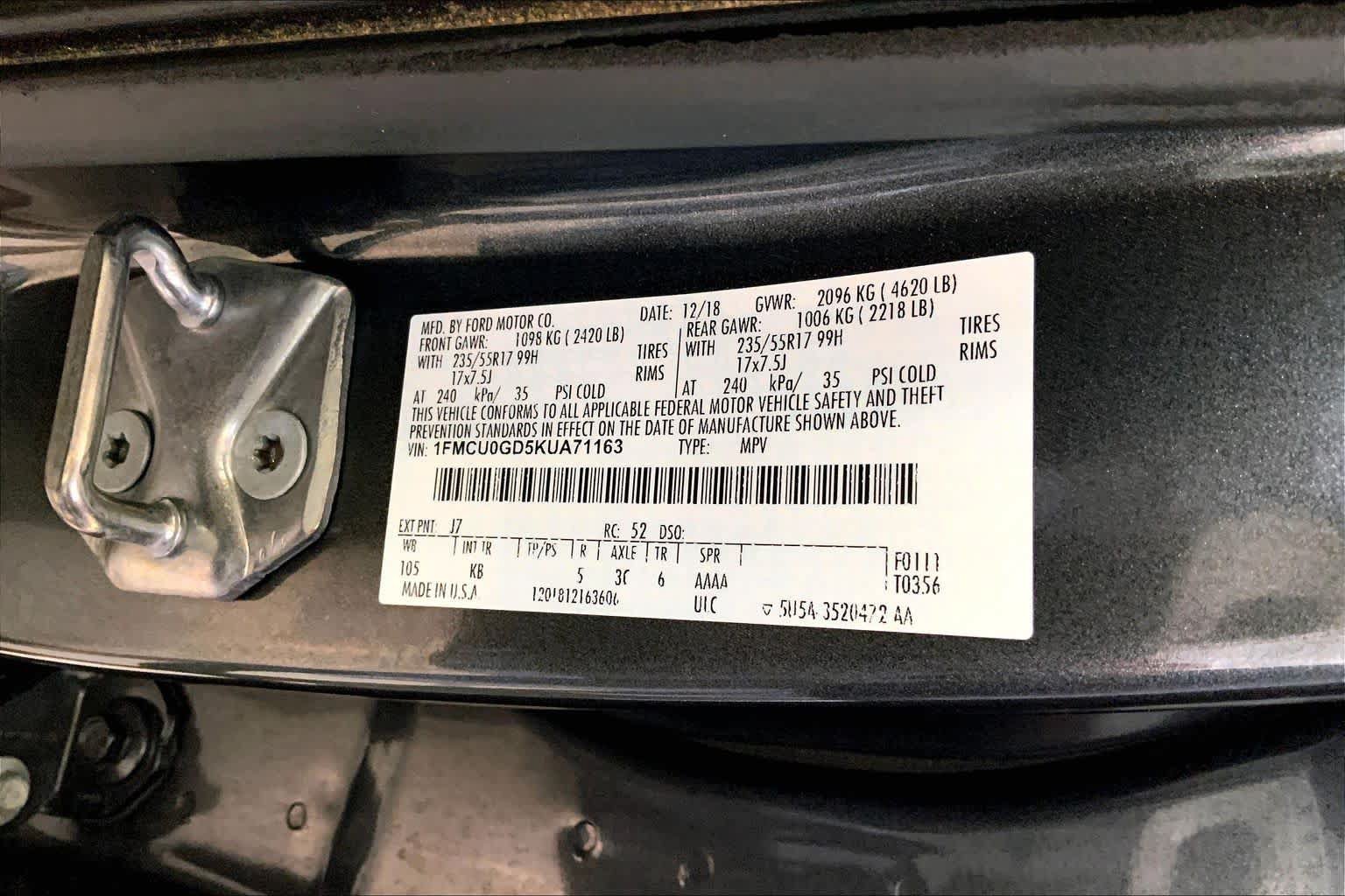 Used 2019 Ford Escape SE FWD image 34