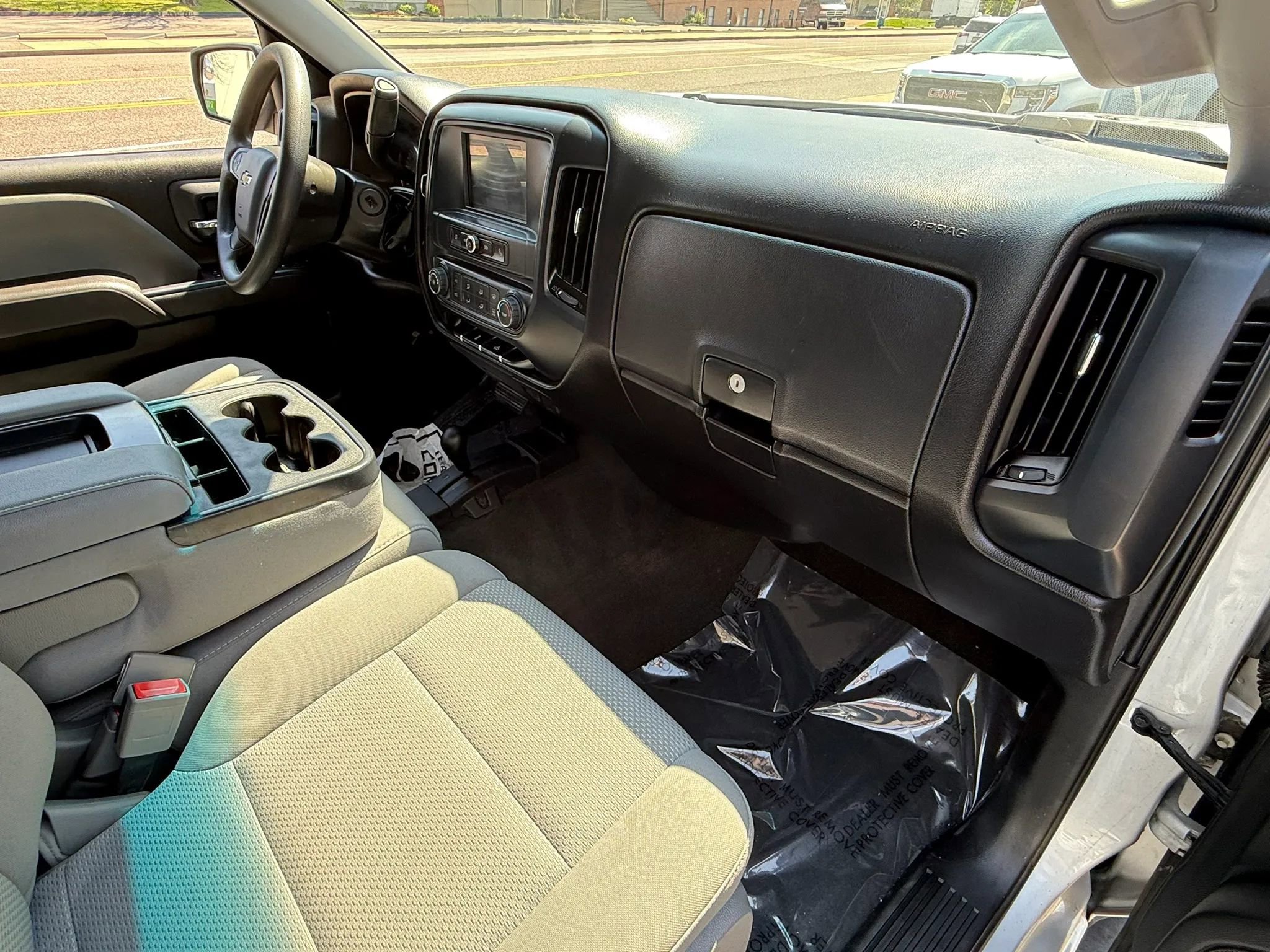 Used 2017 Chevrolet Silverado 1500 Custom w/ Custom Convenience Package AWD/4WD image 26