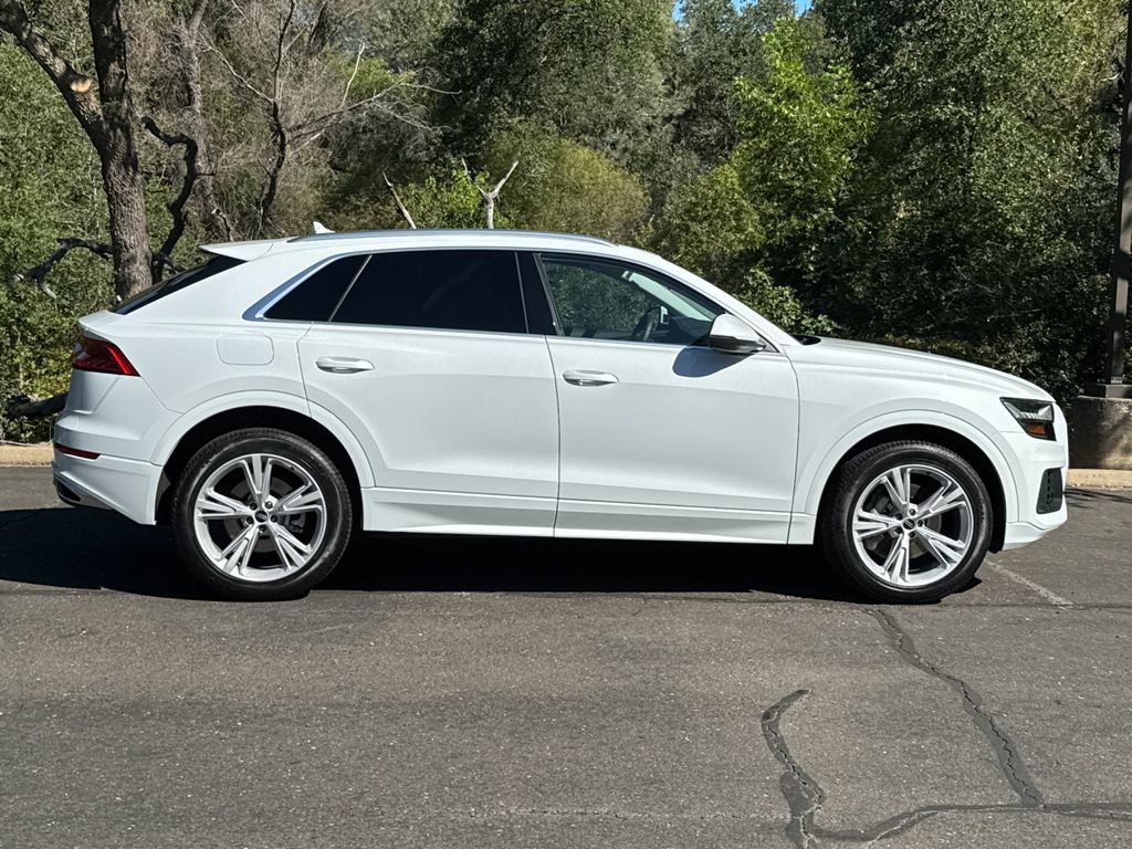 Certified 2023 Audi Q8 Premium AWD/4WD image 4