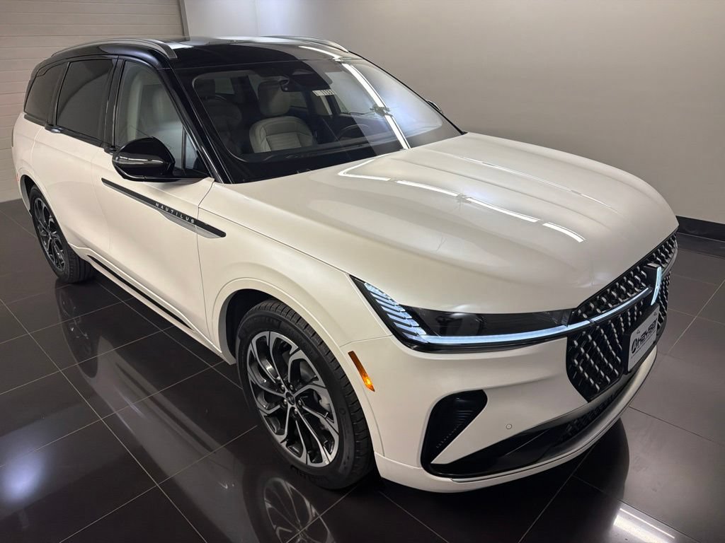 New 2026 Lincoln Nautilus Reserve AWD/4WD image 1