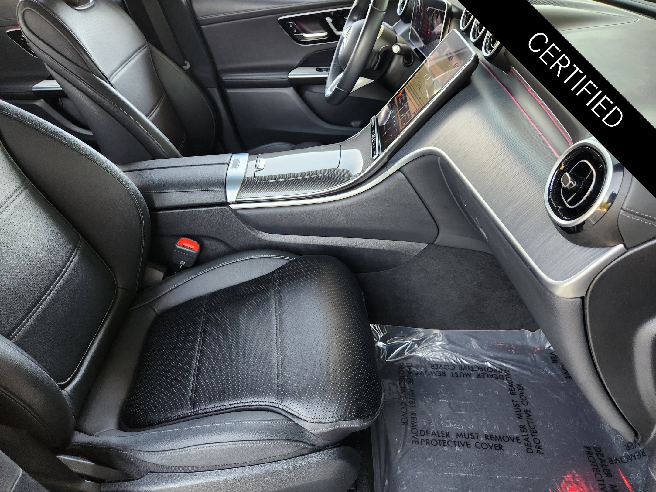 Certified 2023 Mercedes-Benz GLC 300 image 3