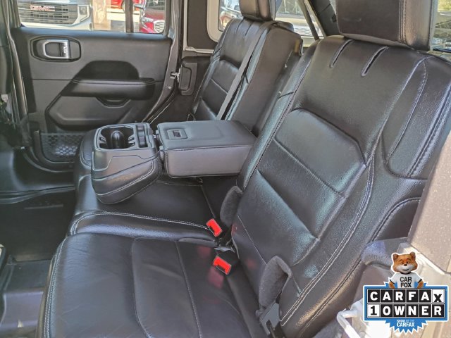Used 2018 Jeep Wrangler Unlimited Sahara w/ Quick Order Package 24M Moab AWD/4WD image 11