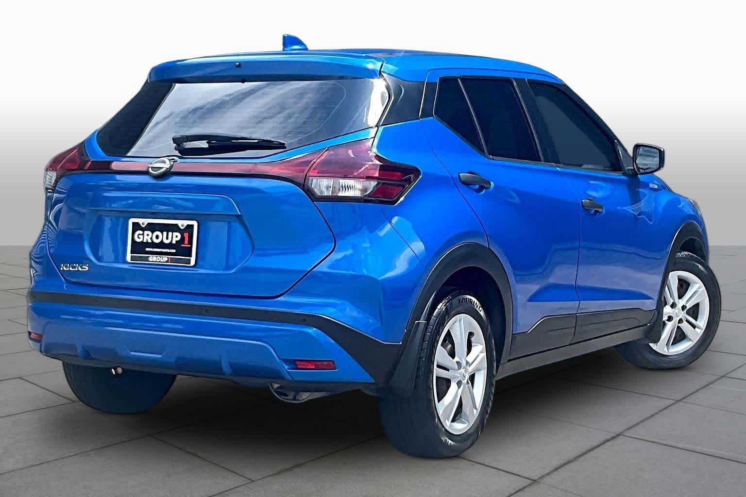 Used 2022 Nissan Kicks S FWD image 13