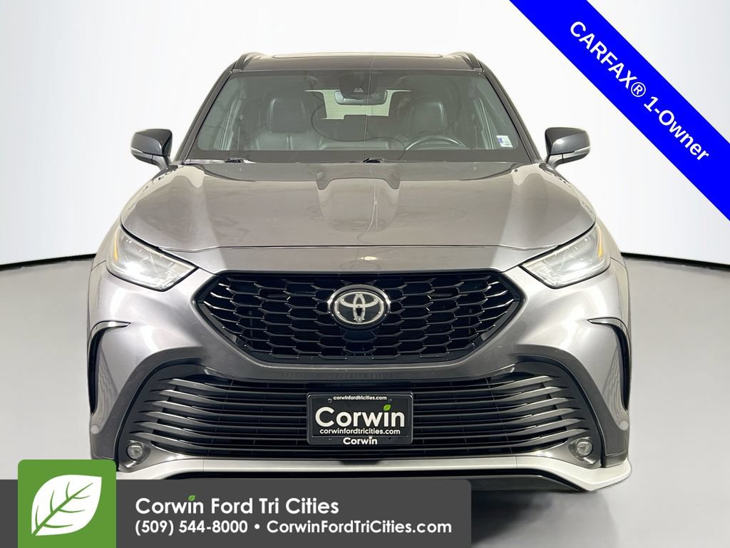 Used 2021 Toyota Highlander XSE AWD/4WD image 4