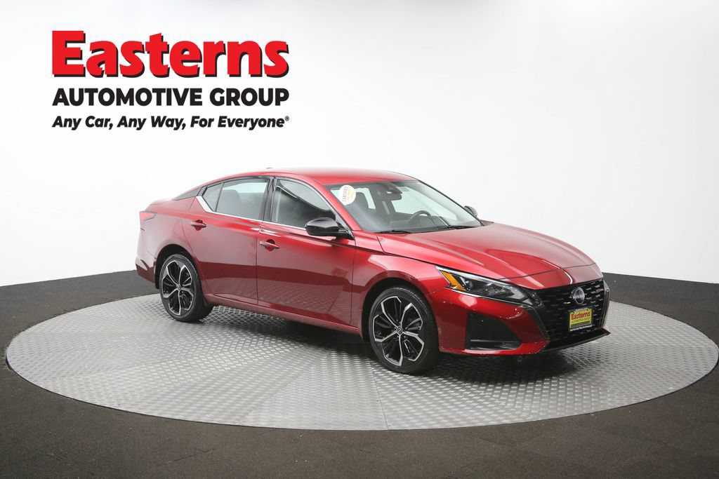 Used 2023 Nissan Altima 2.5 SR AWD/4WD image 47