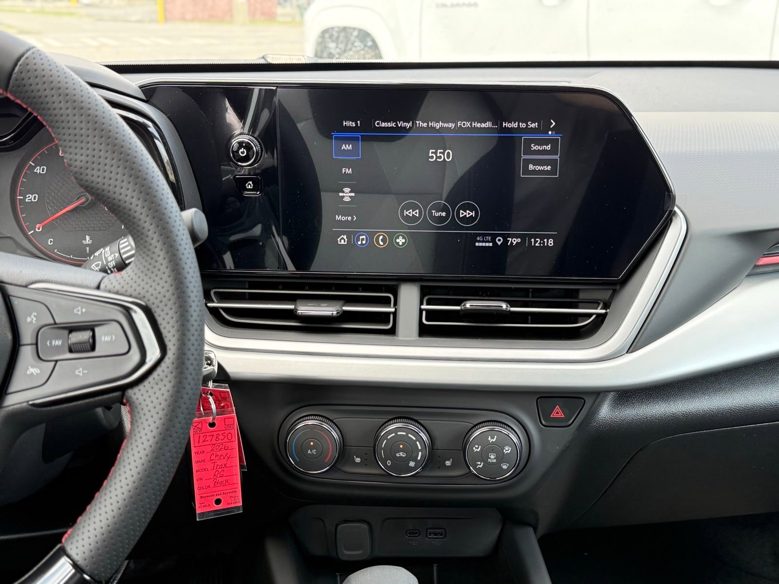 New 2026 Chevrolet Trax RS w/ Sunroof Package FWD image 19