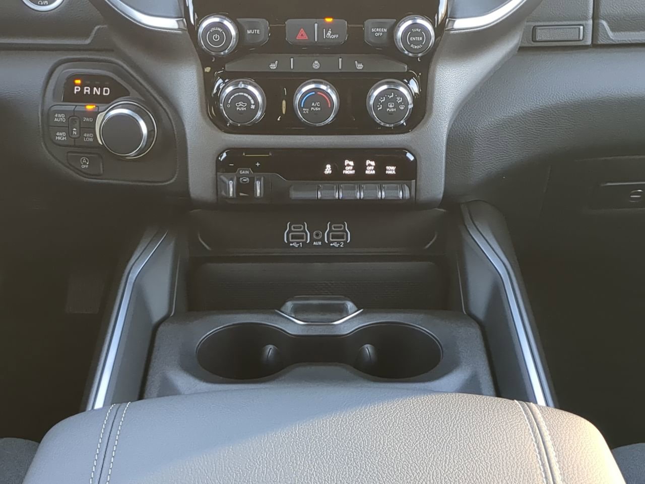 New 2026 RAM 1500 Big Horn w/ Night Edition image 17