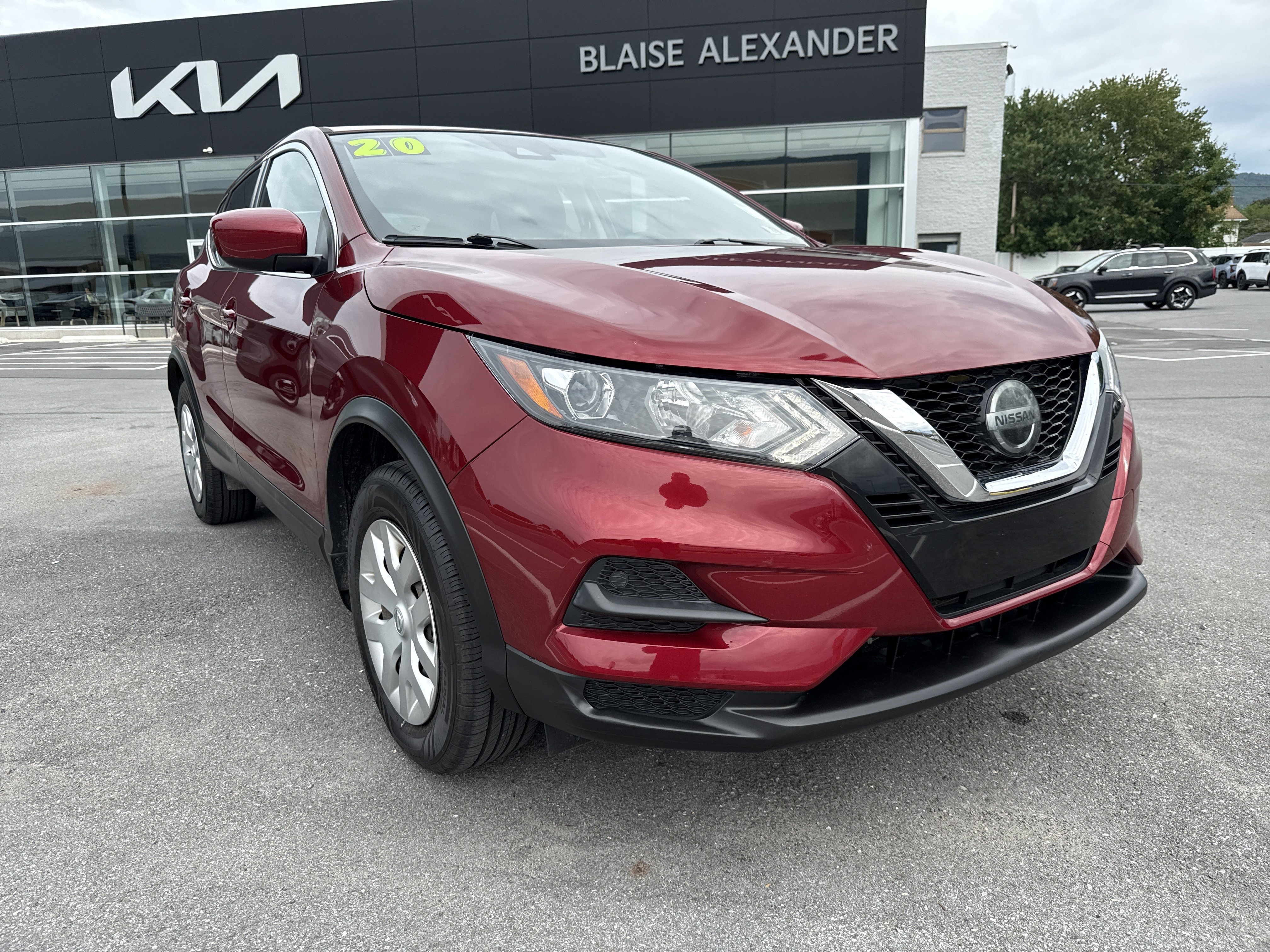 Used 2020 Nissan Rogue Sport S AWD/4WD video 2