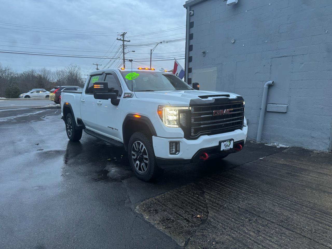 Used 2023 GMC Sierra 2500 AT4 w/ AT4 Premium Plus Package image 2