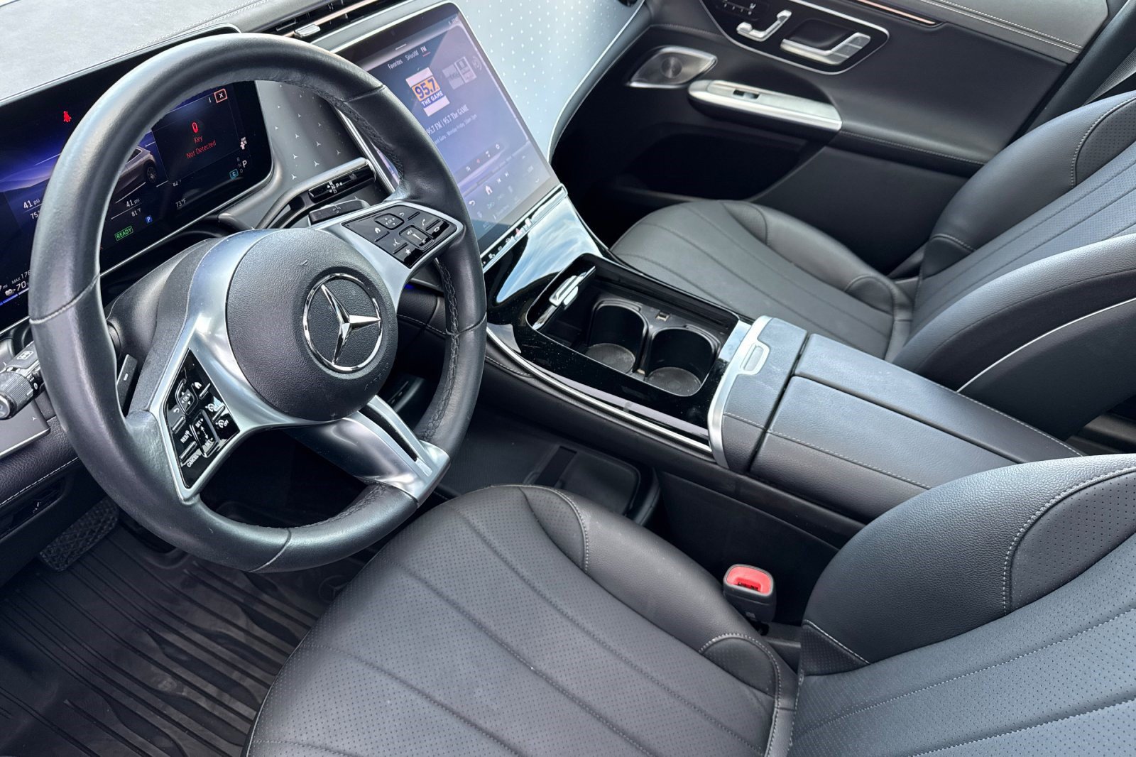 Certified 2023 Mercedes-Benz EQE 350+ 4MATIC SUV image 4