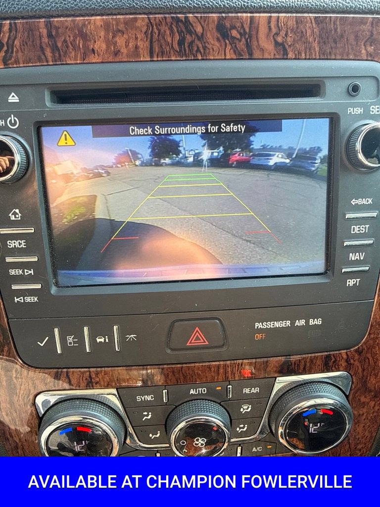 Used 2013 Chevrolet Traverse LTZ FWD image 25