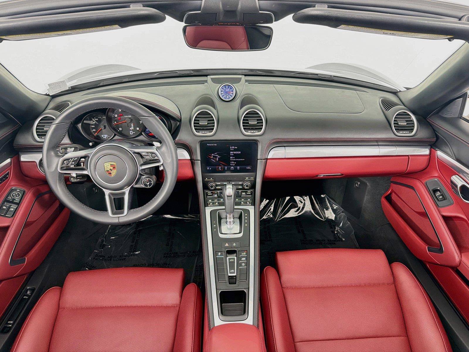Certified 2024 Porsche 718 Boxster RWD image 18