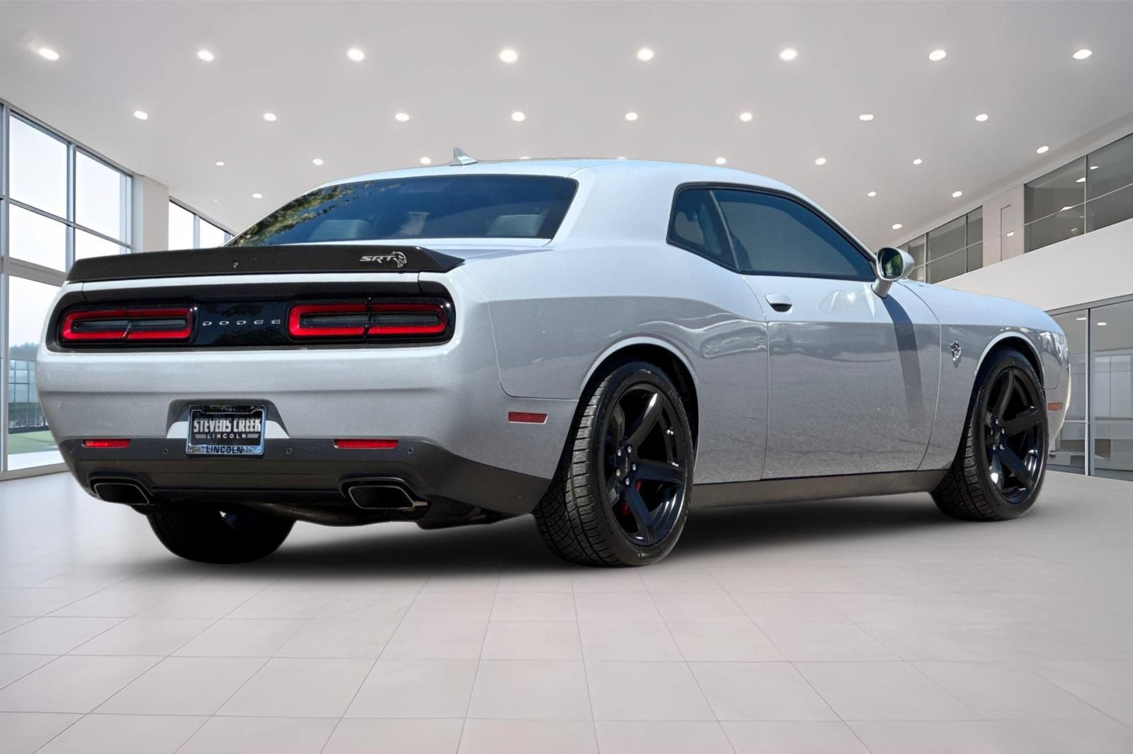 Used 2021 Dodge Challenger SRT Hellcat w/ Plus Package RWD image 4