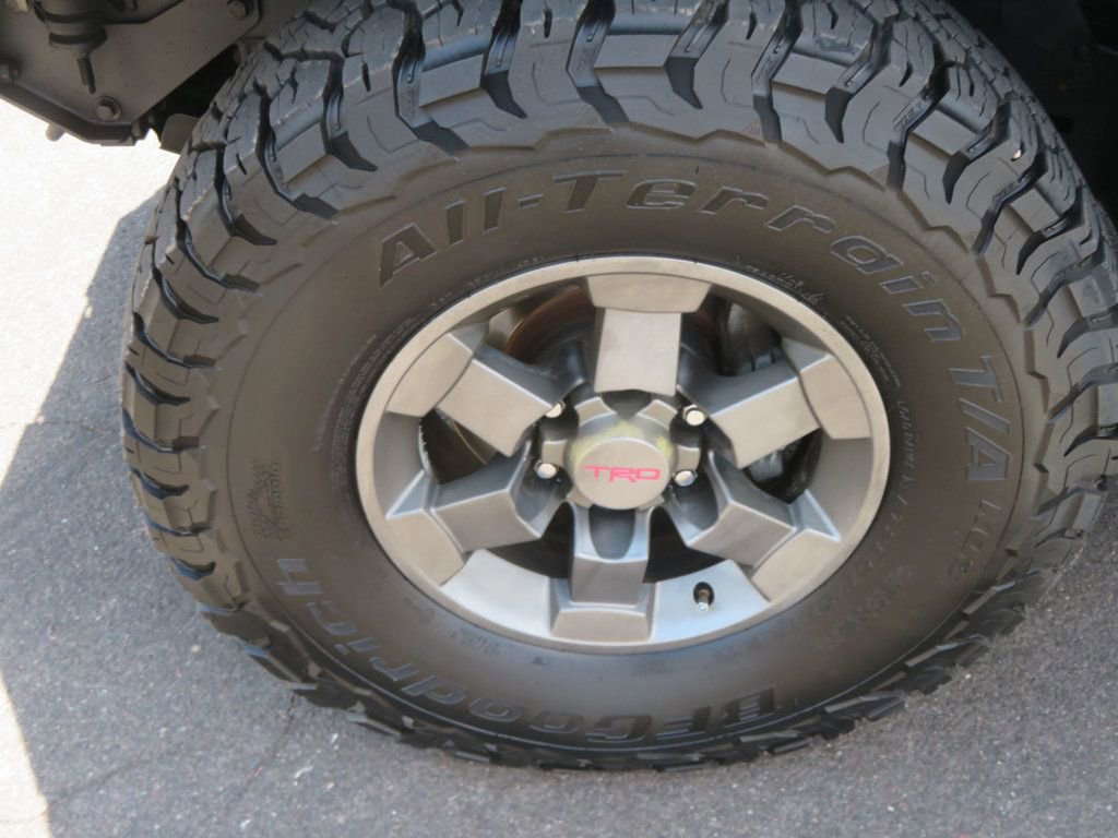 Used 2007 Toyota FJ Cruiser 4WD image 14